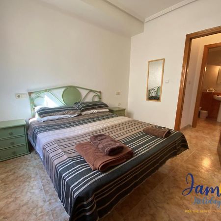 La Cinuelica, R1 1St Floor Apartment Com Pool L180 Торевиеха Екстериор снимка